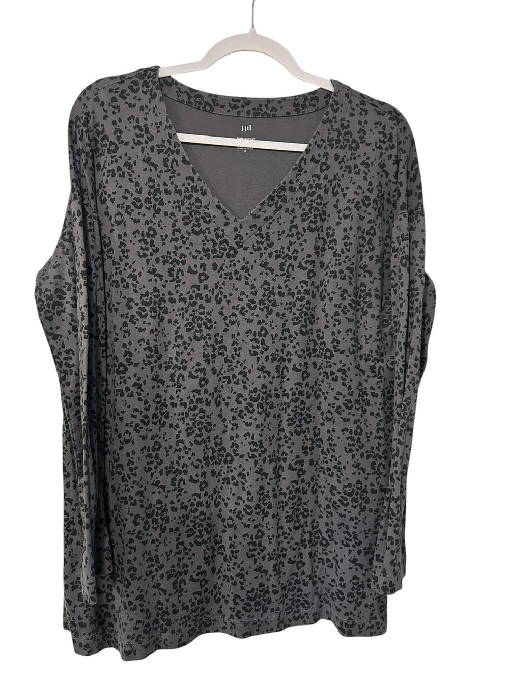 J.Jill Simply Supima Leopard Print Tunic Top Gray Long Sleeve Med V Neck Casual